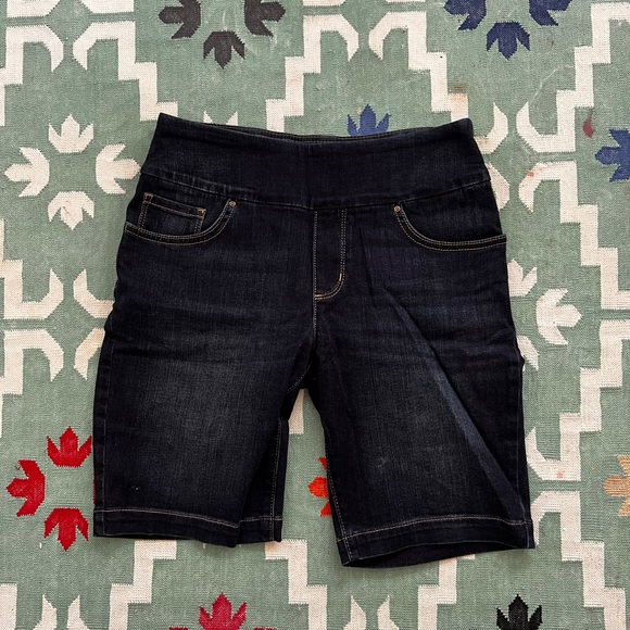 Denim skinny shorts - Picture 1 of 2